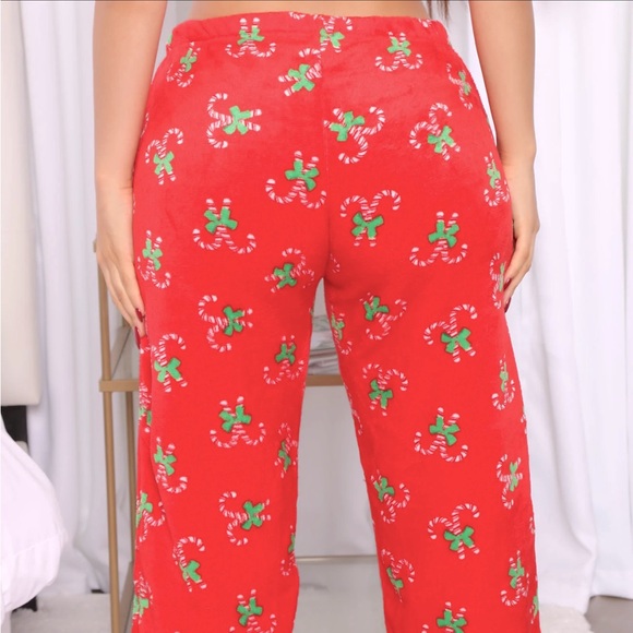 FASHION NOVA candy cane red plush pj pants - Picture 4 of 4